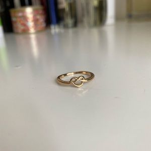 Very cute gold ring 5 size